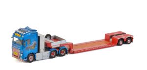 Camion avec plateau surbaissé 2 essieux JESPER THYGESEN – VOLVO FH4 GLOBETROTTER 6x4