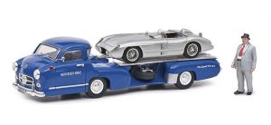 SCH03768 - MERCEDES grise 300 SLR avec figurine et porte voiture MERCEDES BLUE WUNDER