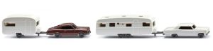 WIK092211 - 2 Voitures avec caravane - CHEVROLET Malibu et OPEL Rekord
