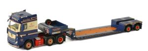 Camion avec porte engin aux couleurs FRANK WULF - MERCEDES Actros MP4 6x2