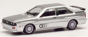 Voiture de couleur gris métallique - AUDI Quattro
