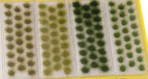 NOC07127 - Lot de 104 Touffes d'herbes  de couleur vert clair et foncé