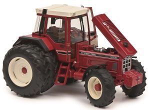SCH7808 - Tracteur avec roues jumelées – International 1455XL