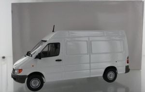 ELI1094 - Véhicule de couleur blanc – MERCEDES Sprinter