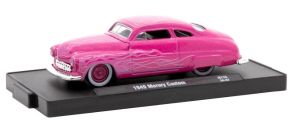 M2M-11228-115-C - Voiture sous blister - MERCURY Custom de 1949 couleur rose