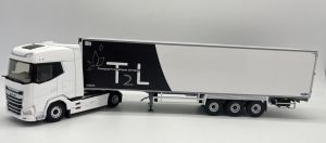 ELI118193 - Camion avec remorque frigorifique des Transports T2L