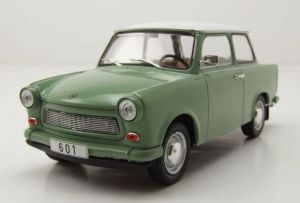 WBXWB124241 - Voiture dee 1965 couleur verte avec toit blanc - TRABANT 601