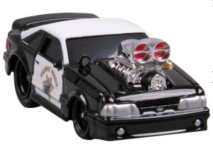 MST15543 - Voiture sous blister de la série Muscle Machines - FORD Mustang svt cobra 1993 Police