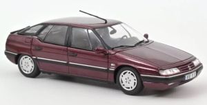 Voiture de 1995 couleur rouge – CITROEN XM