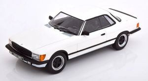 KKS180892 - Voiture de 1985 couleur blanche et noire - MERCEDES 500 SLC 6.0 AMG C107