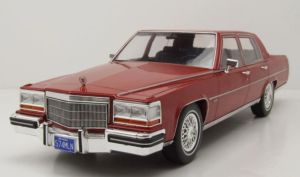 MOD18251 - Voiture de 1982 couleur rouge métallisé - CADILLAC Fleetwood Brougham