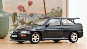 NOREV182790 - Voiture de 1992 couleur verte métallisé - FORD excort Cosworth