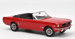 NOREV182810 - Voiture cabriolet de 1966 couleur rouge – FORD mustang