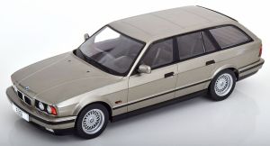 MOD18330 - Voiture de 1991 couleur grise – BMW série 5 touring