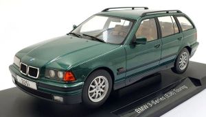 MOD18366 - Voiture de 1995 couleur vert - BMW série 3 E36 Touring