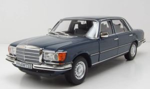 NOREV183976 - Voiture de 1979 couleur bleue - MERCEDES 350 SEL