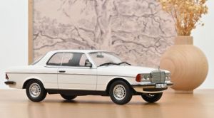 NOREV183986 - Voiture de 2000 couleur blanche - MERCEDES-BENZ 280 CE