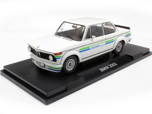 MOD18409R - Voiture de 1973 couleur blanche – BMW 2002 Alpina