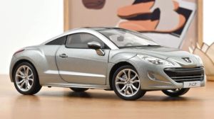 NOREV184875 - Voiture de 2010 couleur grise - PEUGEOT RCZ