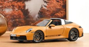 NOREV187190 - Voiture de 2025 couleur jaune – PORSCHE 911 Targa 4 GTS