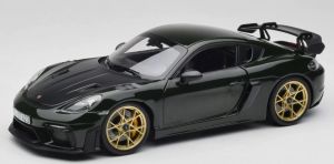 NOREV187250 - Voiture de 2023 couleur verte - PORSCHE Cayman GT4 RS Pack Weissach