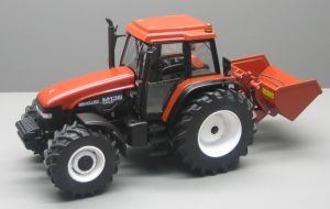 REP095 - Tracteur avec benette - NEW HOLLAND M135