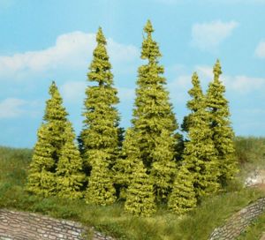 HEK2145 - Décor pour diorama - 10 mélèzes de 5cm
