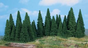 HEK2241 - Décor pour diorama - 35 Sapins de 5 à 12cm