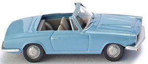 WIK018749 - Voiture cabriolet bleu clair BMW 1600 GT