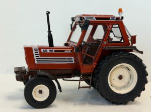 ROS30256 - Tracteur avec cabine super confort – Limité à 500 pièces - FIAT 65-90 2wd