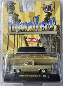M2M-31500-MJS72 - Voiture sous blister de la série LOWRIDERS - CHEVROLET Cheyenne Super 10 de 1973