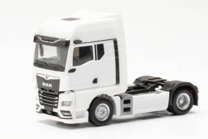 Camion de couleur blanc avec caméras miroir – MAN TGX GX 4x2