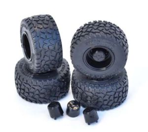 AT3200111 - 4 jantes noir avec pneus NOKIAN Ground Kare 710/40R 22.5
