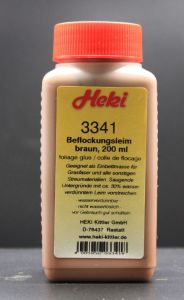 HEK3341 - Décor pour diorama - 200ml - Colle pour flocage marron