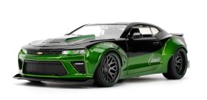JAD35497 - Voiture de la série Pink Slips - CHEVROLET Camaro SS de 2016 couelur noire et verte