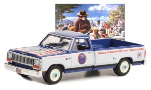 Voiture sous blister de la série SMOKEY BEAR - DODGE Ram D-150 de 1989