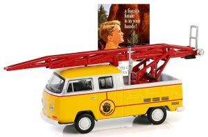 GREEN38070-B - Voiture sous blister de la série SMOKEY BEAR - VW Type2 Double cab Pick-up - Ladder Truck 1968 jaune