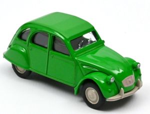 Voiture berline verte - CITROËN 2CV 6 Spécial de 1979