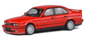 Voiture de 1994 couleur rouge - ALPINA B10 (E34)