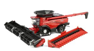 ERT44408 - Engin agricole à chenilles avec coupe et cueilleur à maïs - CASE IH Axial-Flow AF11