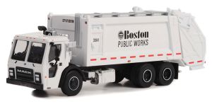 GREEN45160-C - Camion poubelle sous blister de la série S.D TRUCKS - MACK LR poubelle 6x4 2020 BOSTON public