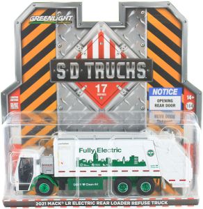 Camion avec jantes vertes sous blister de la série SD TRUCKS – Poubelle de New York – MACK LR Electric de 2021