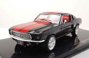 IXOCLC478N.22 - Voiture de 1967 couleur noire bandes rouge – FORD Mustang fastback