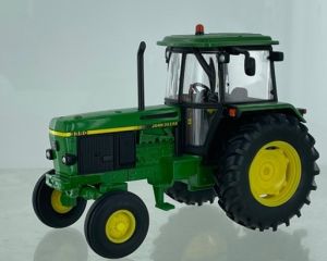 BRI43326 - Tracteur limitée à 2500 pièces - JOHN DEERE 3350 2WD