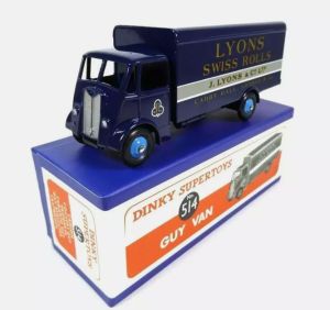 DIN514 - Camion porteur - Edition Atlas - LYONS SWISS ROLLS - GUY Van 4x2