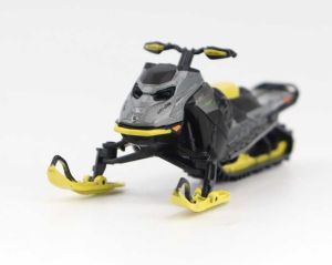 DCM60021 - Moto neige de couleurs gris et jaune - SKI-DOO Summit Expert