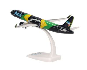 HER613682 - Avion - AIRBUS A321neo Azul Brazilian Airlines Brazilian Flag Livery