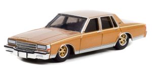GREEN63010-C - Voiture sous blister de la série CALIFORNIA LOWRIDERS – CHEVROLET Caprice 1985