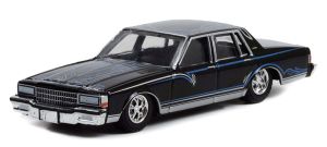 GREEN63010-D - Voiture noire sous blister de la série CALIFORNIA LOWRIDERS - CHEVROLET Caprice 1987