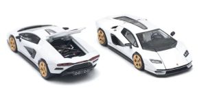 PR640117 - Voiture de couleur blanche - LAMBORGHINI Countach LPI 800-4